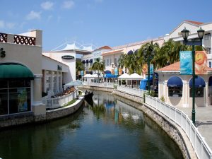 Cancun La Isl Mall