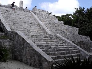 torisMexico, Cancun Mayan Museum and San Miguelito Ruins